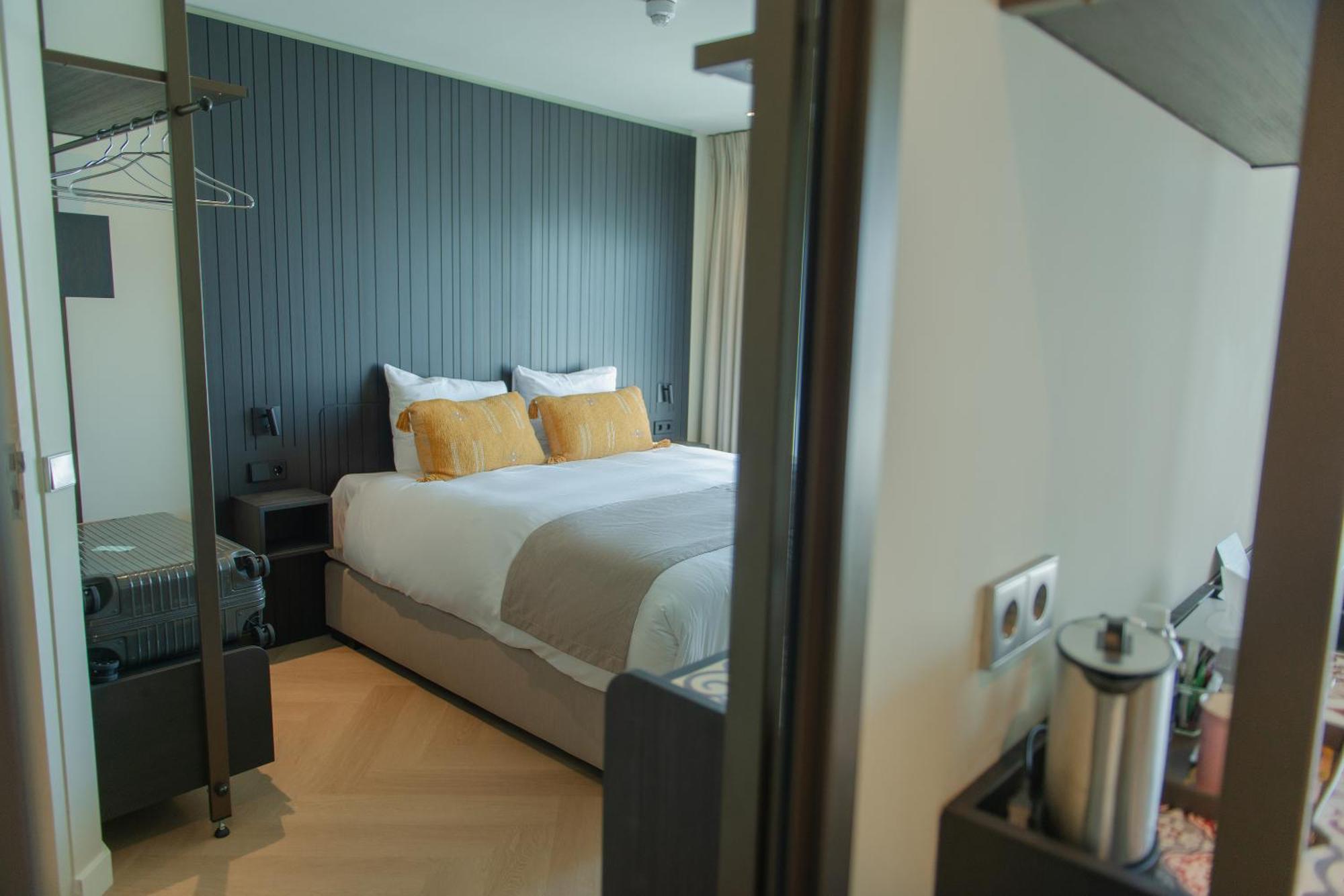 Boutique Hotel Herbergh Amsterdam Airport Free Parking Badhoevedorp Exterior photo