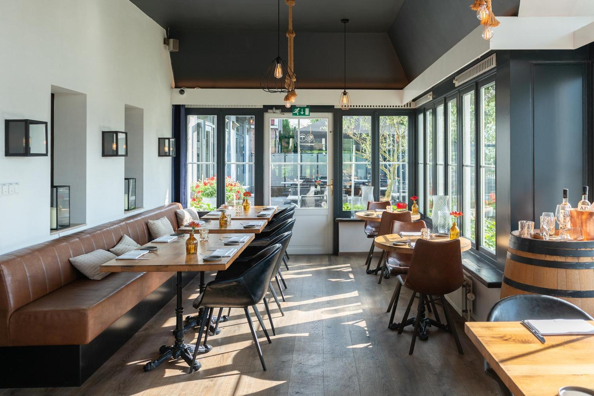 Boutique Hotel Herbergh Amsterdam Airport Free Parking Badhoevedorp Exterior photo