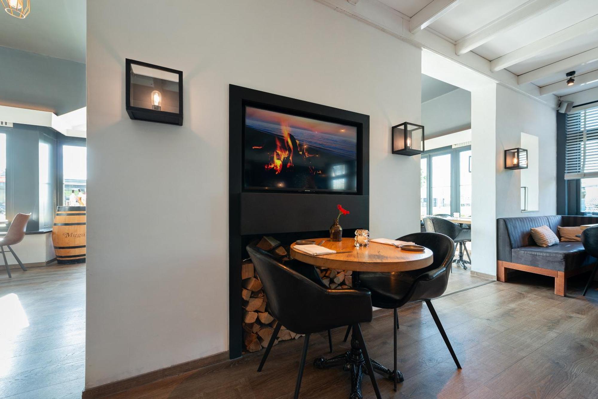 Boutique Hotel Herbergh Amsterdam Airport Free Parking Badhoevedorp Exterior photo