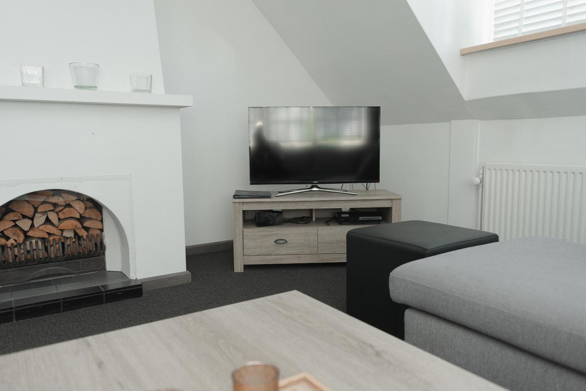 Boutique Hotel Herbergh Amsterdam Airport Free Parking Badhoevedorp Exterior photo