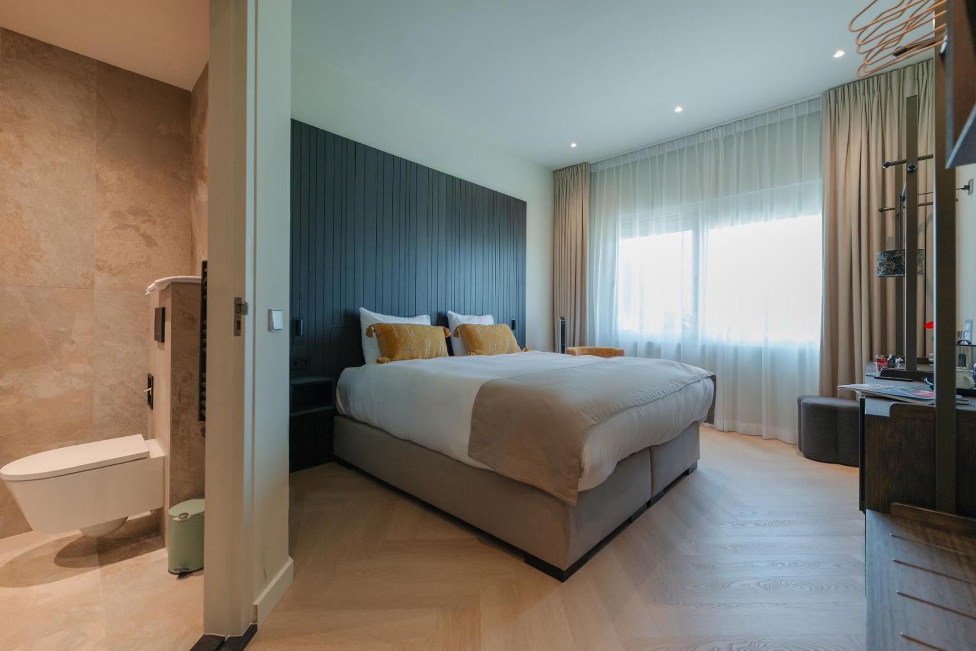 Boutique Hotel Herbergh Amsterdam Airport Free Parking Badhoevedorp Exterior photo