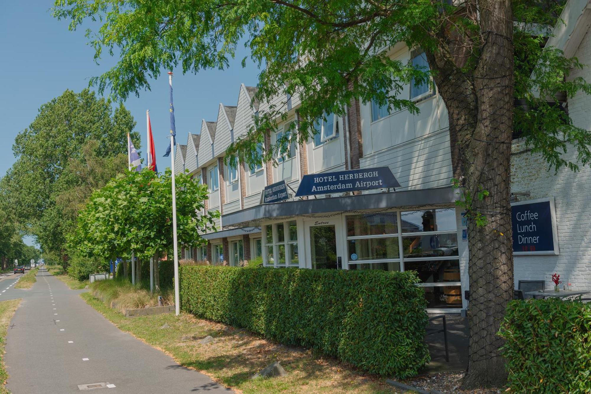 Boutique Hotel Herbergh Amsterdam Airport Free Parking Badhoevedorp Exterior photo