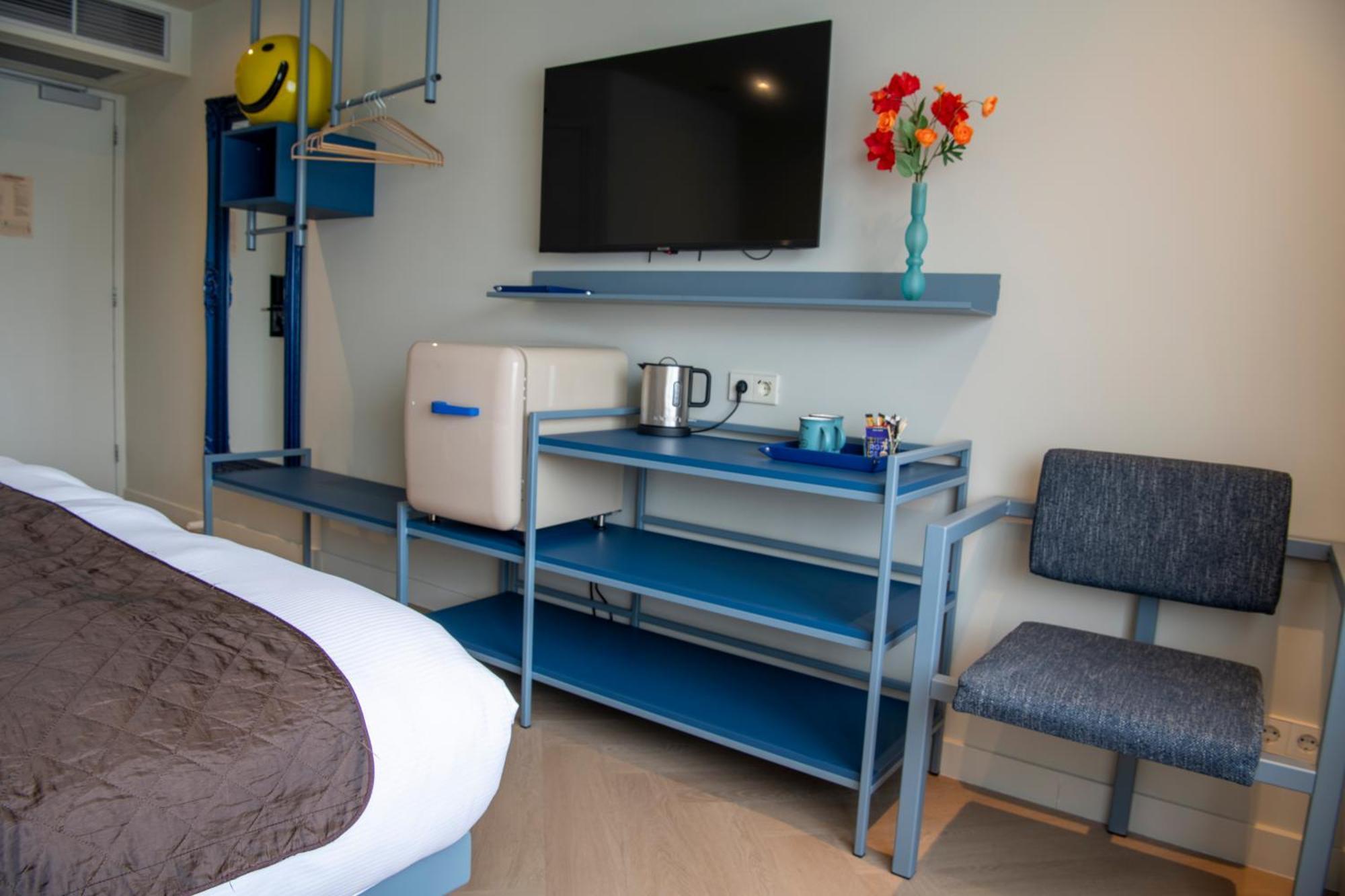 Boutique Hotel Herbergh Amsterdam Airport Free Parking Badhoevedorp Exterior photo
